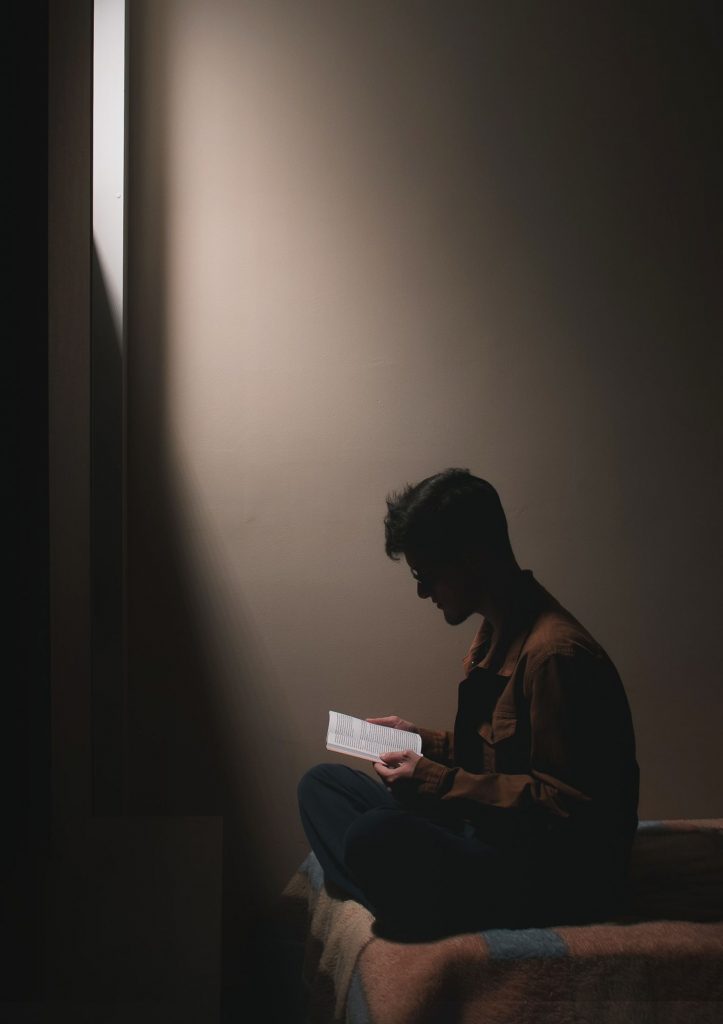 Hoe werken met tienerkankerpatiënten mijn YA-fantasieroman inspireerde, een gastpost van Katie Keridan